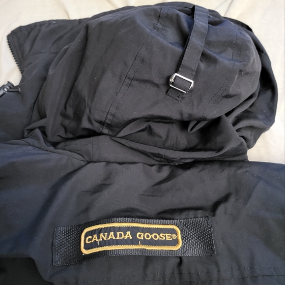 Canada Goose Parka 4567 JM Men's small very good condition, too small for me. - Picture 8 of 13